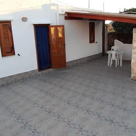 La Torretta بيت للعطل فافينانا